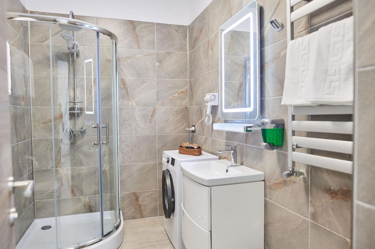 Sea Love Apt Spa N Pools Beach Resort Нэводари Экстерьер фото