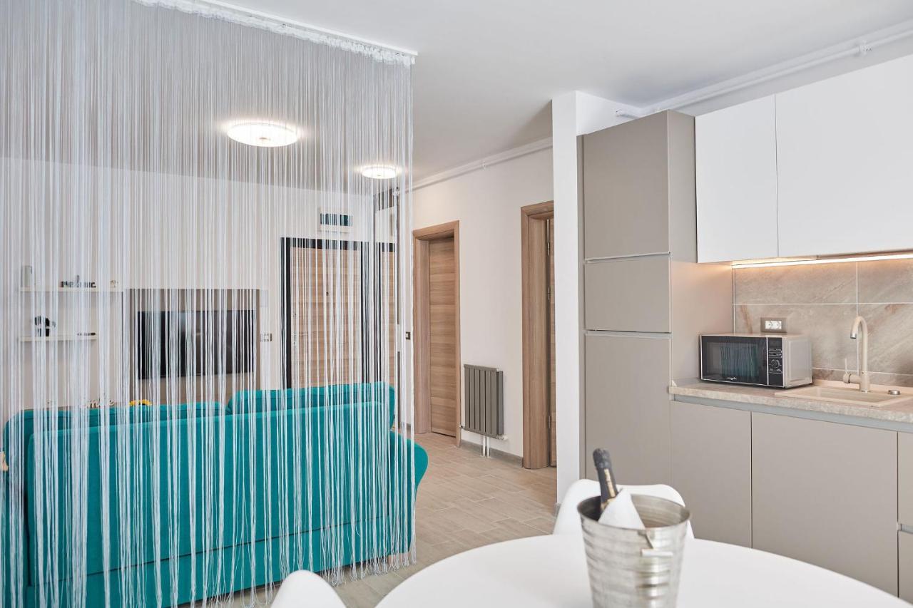 Sea Love Apt Spa N Pools Beach Resort Нэводари Экстерьер фото