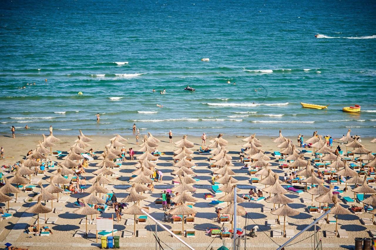 Sea Love Apt Spa N Pools Beach Resort Нэводари Экстерьер фото