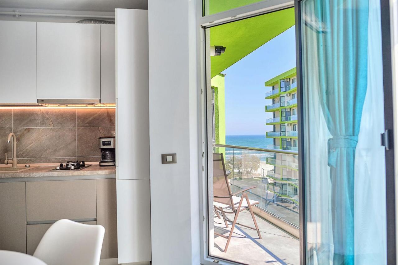 Sea Love Apt Spa N Pools Beach Resort Нэводари Экстерьер фото